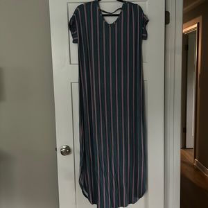 LuLaRoe Dress Size Small - Never Worn